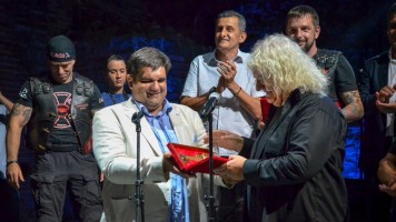 Отворена 48.Гитаријада - роконачелник преузео кључеве града