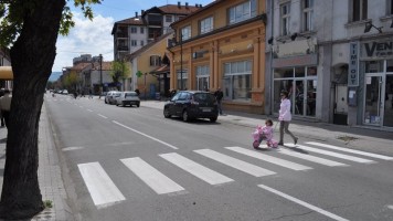 Почело обележавање хоризонталне сигнализације