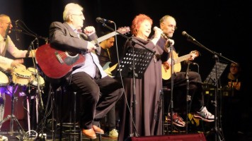 У зајечарском позоришту одржан концерт легендарне нишке групе “Лутајућа срца“