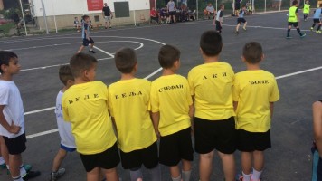 Котлујевац: Почео велики летњи турнир у малом фудбалу „4 на 4″!  