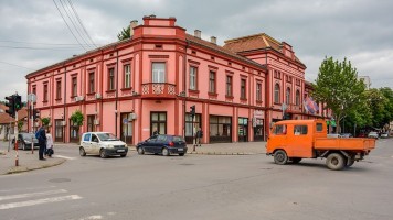 Продужен рок за подношење пријава за куповину кућа младим брачним паровима на селу  