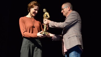 Уручена Награда „Зоран Радмиловић“ за глумачку бравуру