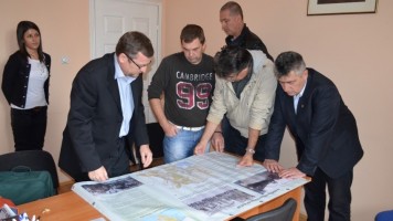 Представник амбасаде Француске посетио Градску управу