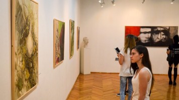 Дела инспирисана Ромулијаном