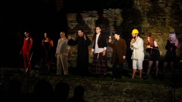 Антика фест - спона овостраног и оностраног света