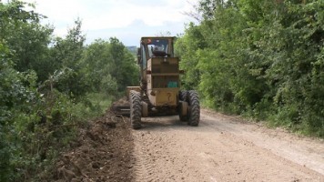Санација старог пута за Николичево