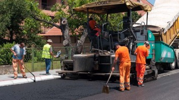 Ради се пуном паром!