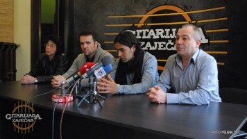 Одржана прес конференција Данијела Касареса у Установи Гитаријада