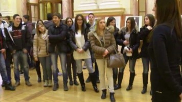 Зајечарски средњошколци у посети Народној Скупштини Србије