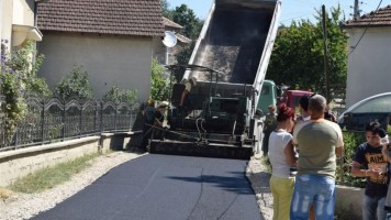 Асфалтира се улица у Великој Јасикови