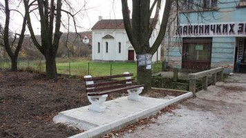 Уређује се центар села у Планиници