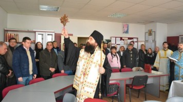 Освештане просторије школе у Грљану