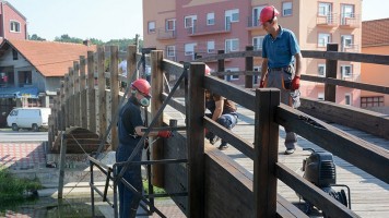 Радови на дрвеном мосту на Поповој плажи
