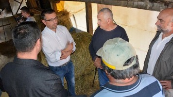 Министар Недимовић у посети газдинству у Гамзиграду