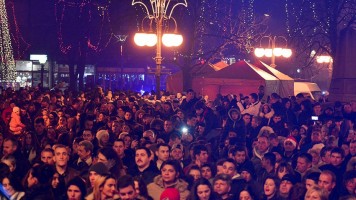 Нова 2018. година у Зајечару -Магична ноћ на Тргу уз феноменалан ватромет 