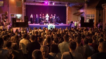 Краљ фруле у Грљану -Бора Дугић на 35. Сабору фрулаша 