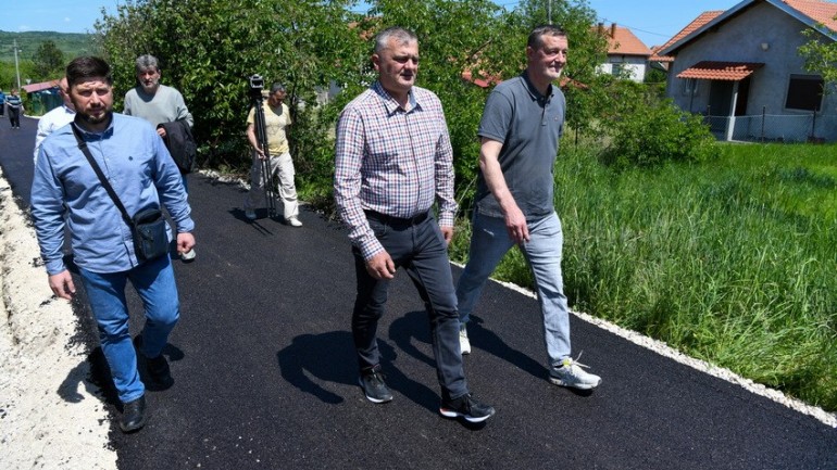 У Пазаришту инфраструктурни радови, у плану даља улагања у путну мрежу
