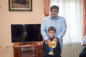 Саша Мирковић и мали каратиста