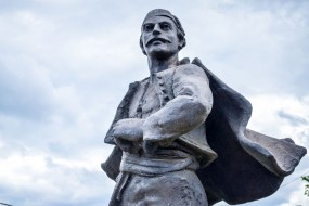 Полагање венаца на споменик Хајдук Вељку 11.07.2014