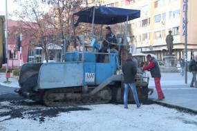 Асфалтирана раскрсница у центру Зајечара