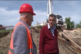 Настављају се радови на мосту у Котлујевцу