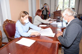 Потписивање уговора за доделу подстицаја за развој сточарства и пчеларства у 2021. години