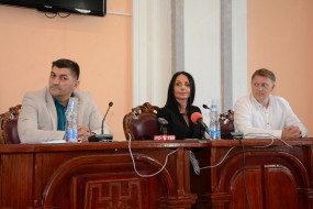 Уручене “поносне картице”