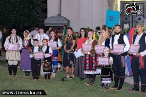  Одржана 38. Смотра народних обичаја „Вражогрначки точак” 
