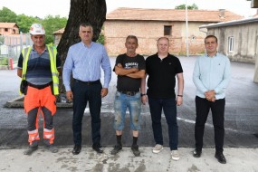 Завршени радови на уређењу платоа испред Дома културе у Глоговици 