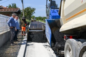 Асфалтирање Црновршке улице
