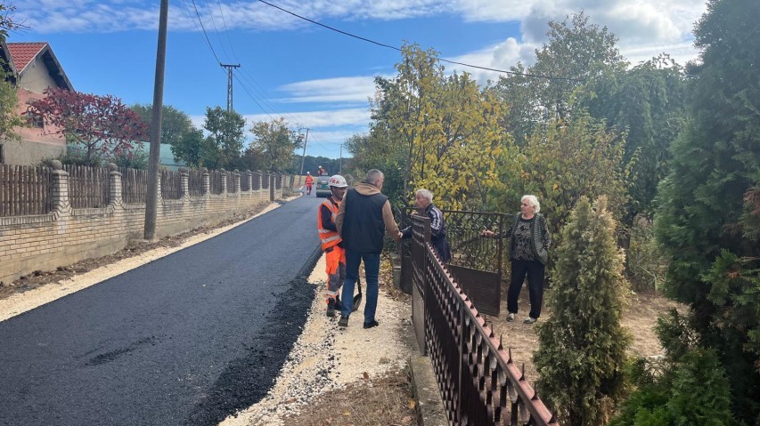 Наставља се уређење улица на територији Зајечара: Асфалтирана улица у Халову