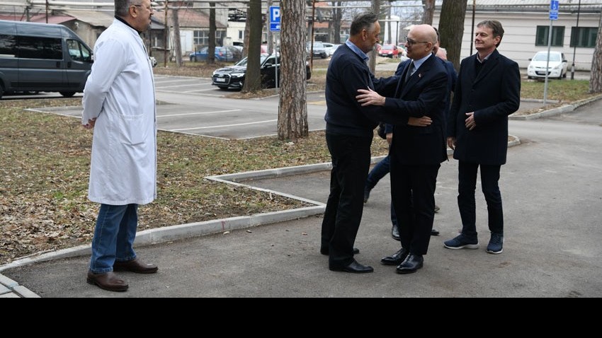 Вучевић oбишао реконструисано Дечје одељење Здравственог центра у Зајечару 