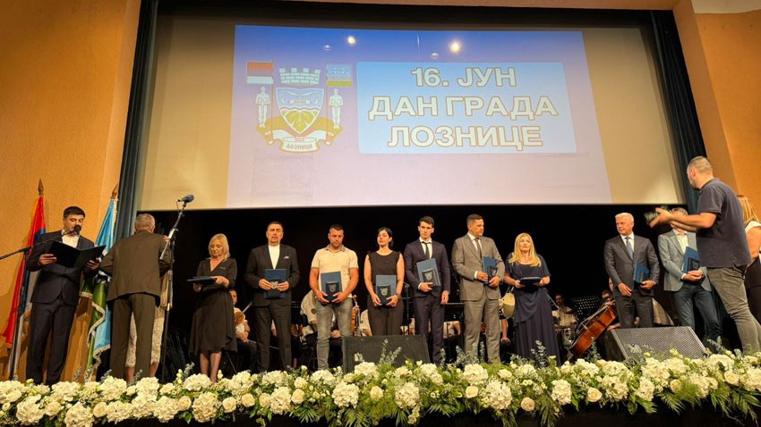 Градоначелник Ничић упутио честитке поводом дана града Лознице