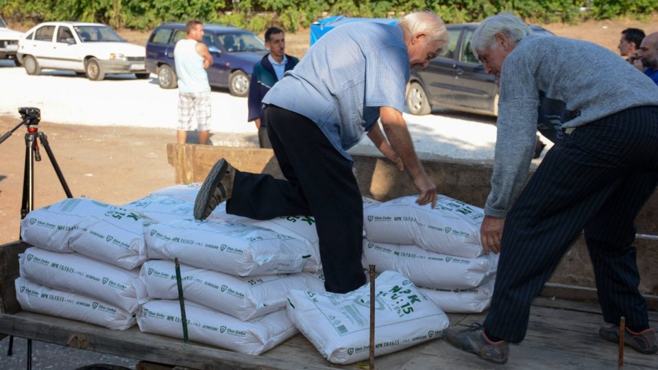 Минерално ђубриво за поплављена домаћинства