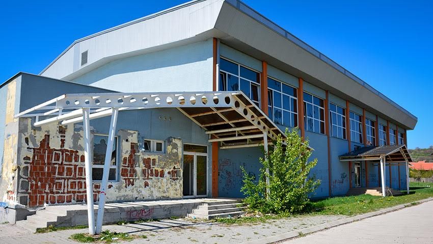 Перуничић: Спортска хала у Котлујевцу биће уређена до септембра